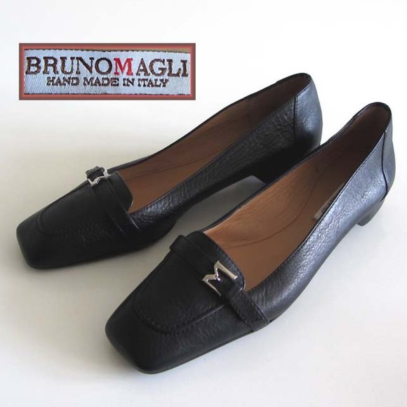 BRUNO MAGLI blk leather buckle detal flats 7 1/2 B - Picture 1 of 8